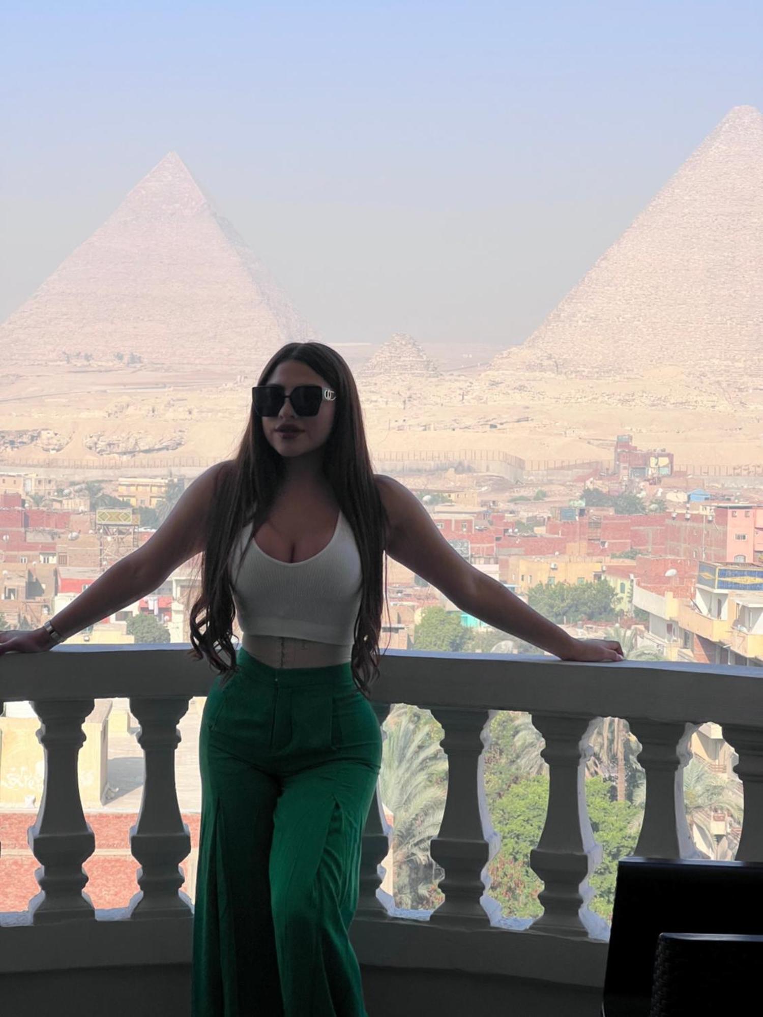Hi Pyramids Apartmán *